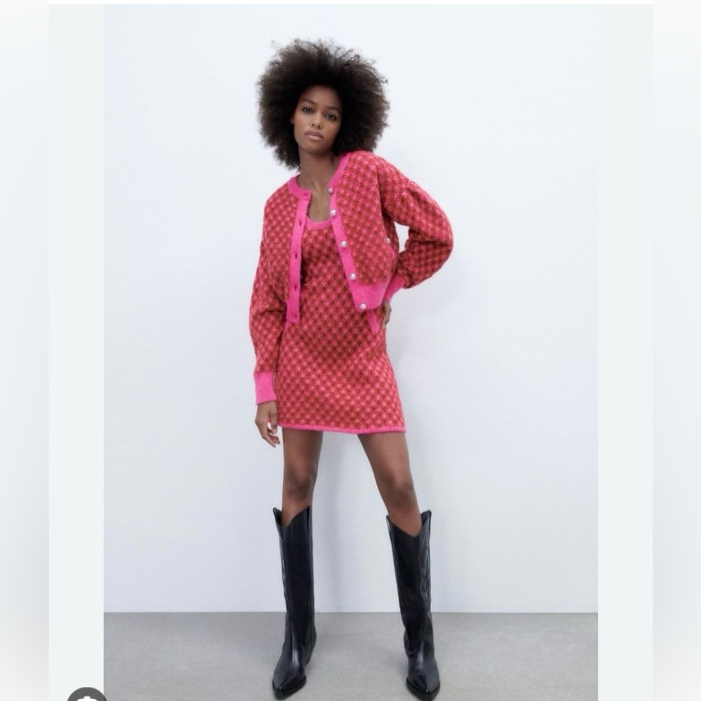 Zara sweater dress/cardigan Size Small Perfect for Valentine’s Day 💕